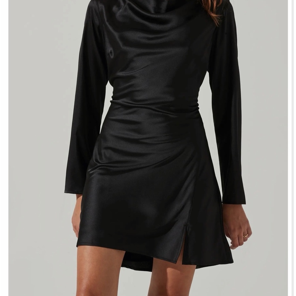 NWT Black Long Sleeve Dress